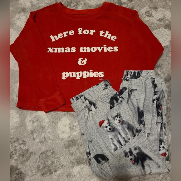 Lot of Girls Christmas Pajamas - Picture 3 of 5